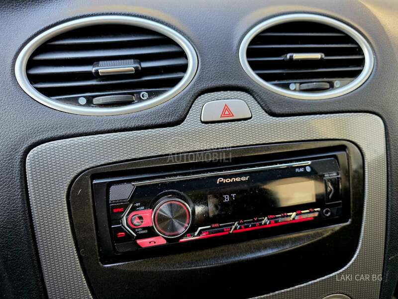 Ford Focus SW 1.8b TITANIUM