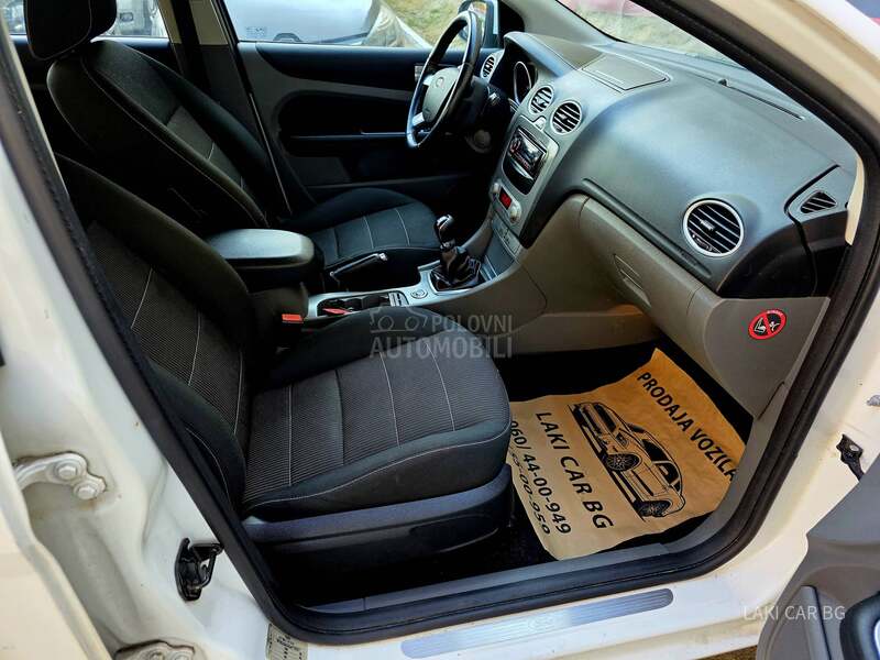 Ford Focus SW 1.8b TITANIUM