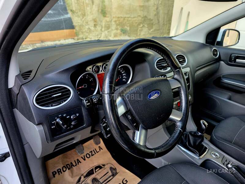 Ford Focus SW 1.8b TITANIUM