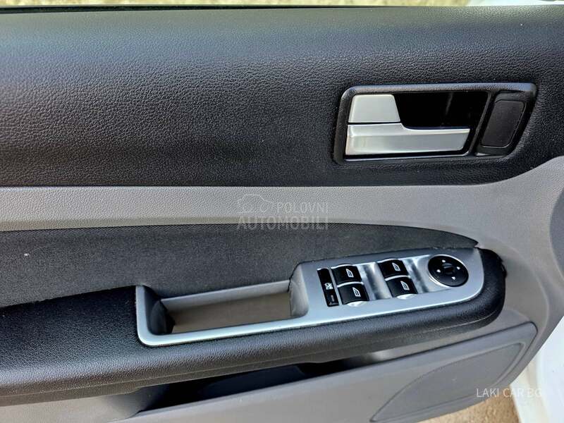 Ford Focus SW 1.8b TITANIUM