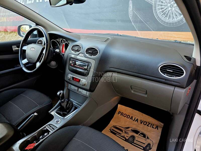 Ford Focus SW 1.8b TITANIUM