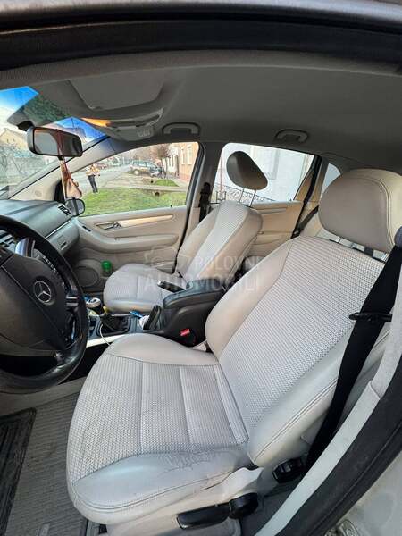 Mercedes Benz B 180 2.0
