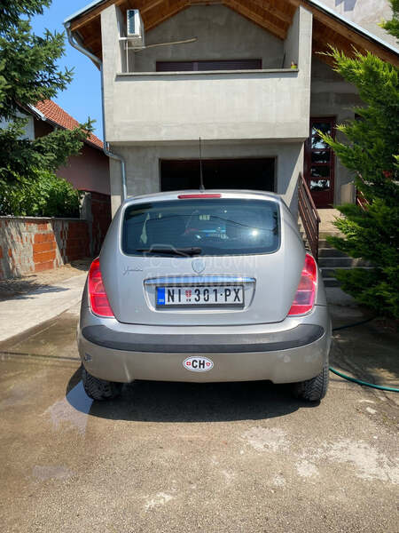Lancia Ypsilon 1.2