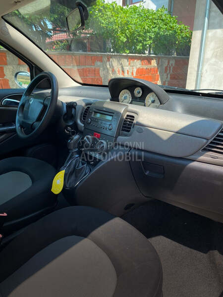 Lancia Ypsilon 1.2