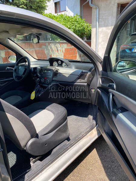 Lancia Ypsilon 1.2