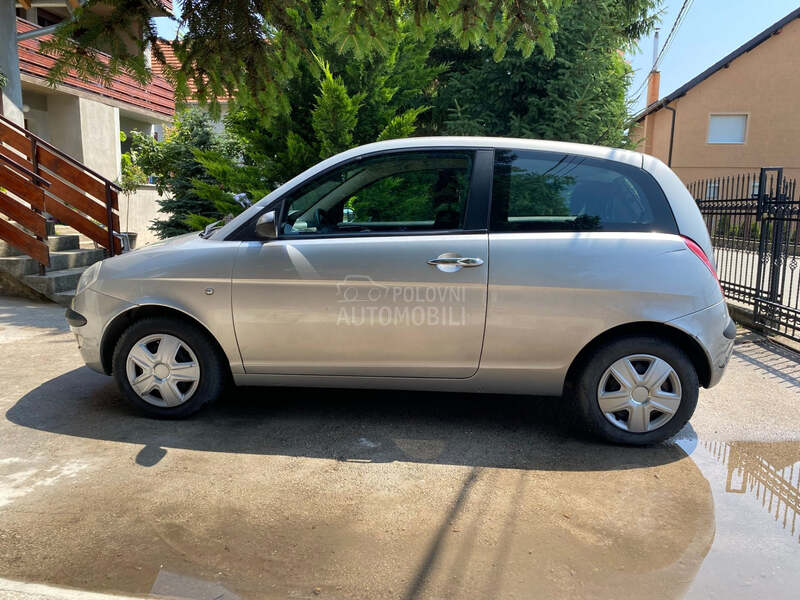 Lancia Ypsilon 1.2