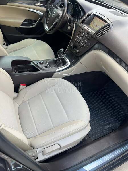 Opel Insignia 2.0