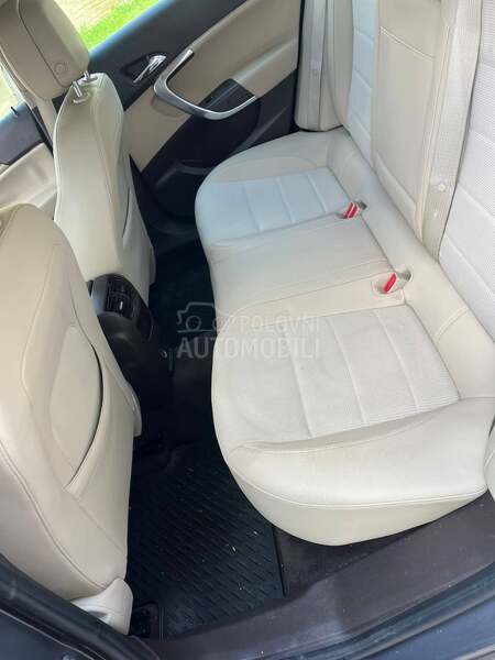 Opel Insignia 2.0