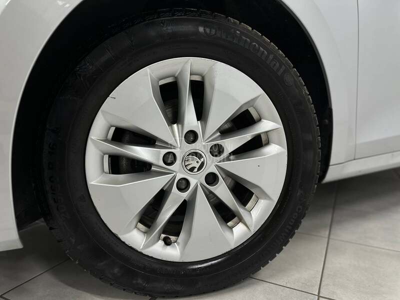 Škoda Octavia 1.0 TSI BUSINES AUT