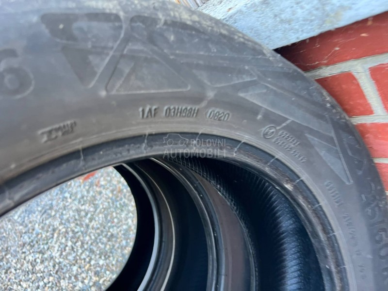 Continental 215/60 R17 Letnja