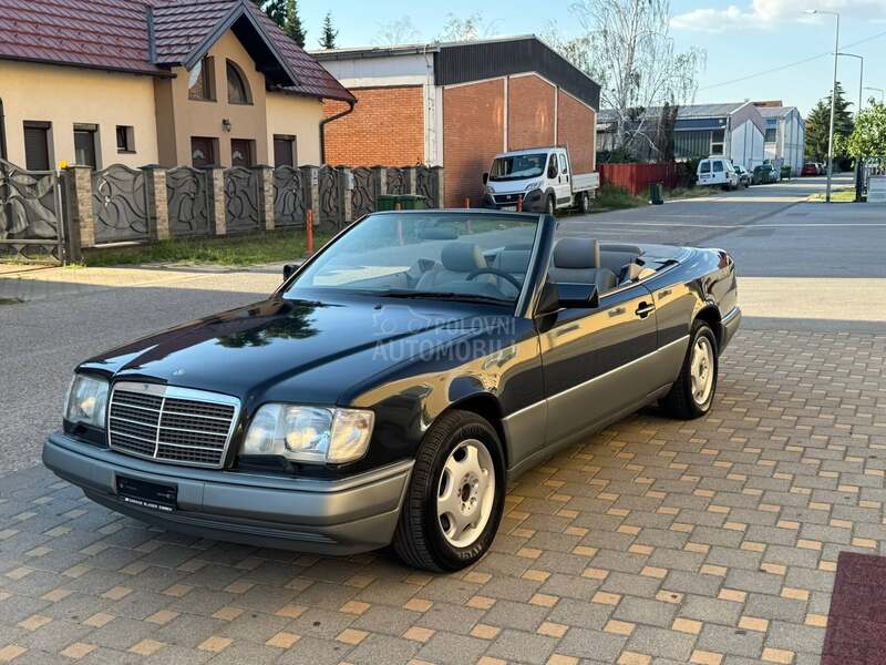 Mercedes Benz E 320 