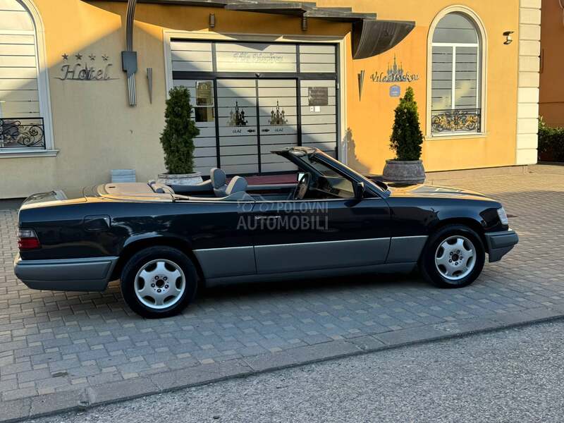 Mercedes Benz E 320 