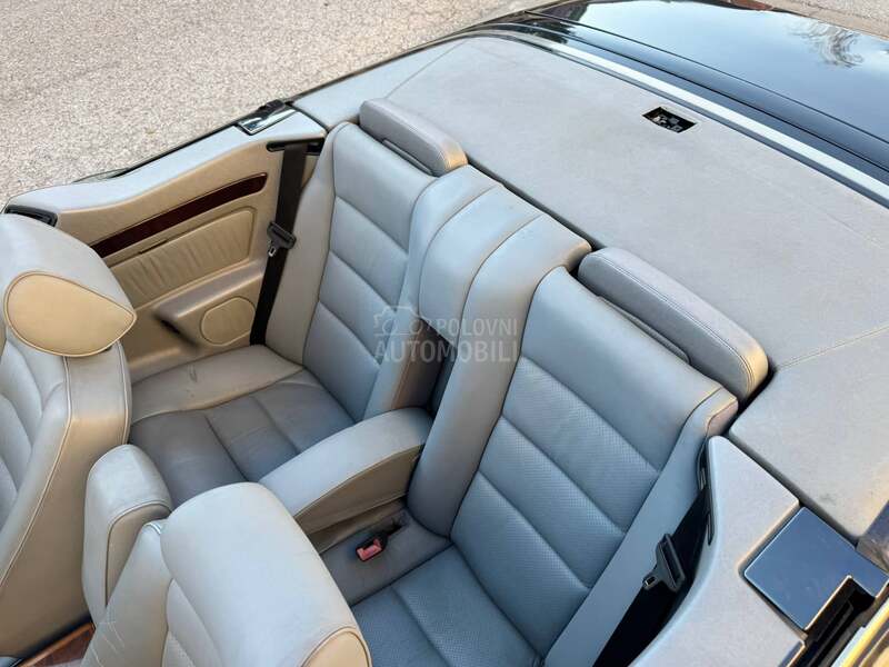 Mercedes Benz E 320 