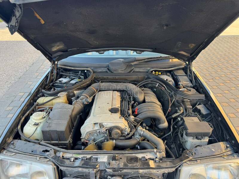 Mercedes Benz E 320 