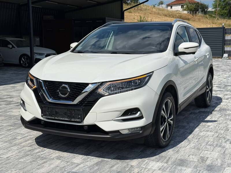 Nissan Qashqai 1.7 dCi PANO PERLA