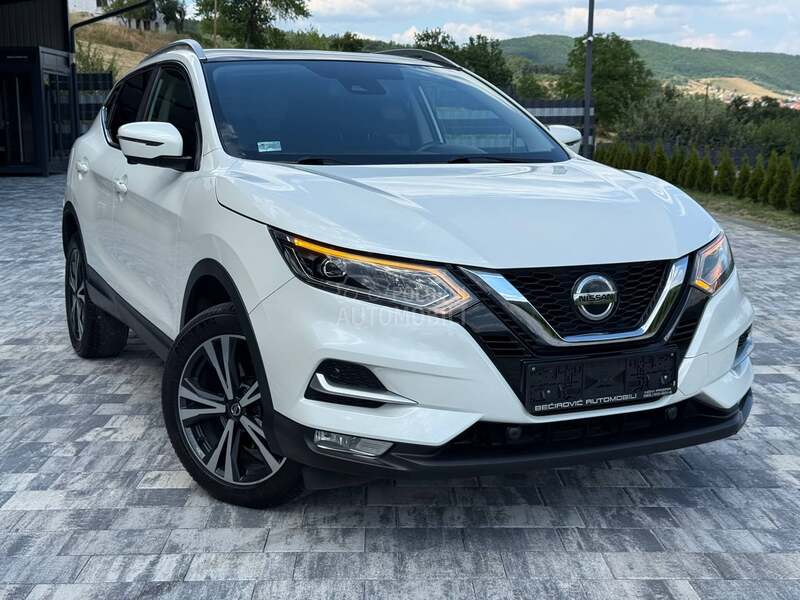 Nissan Qashqai 1.7 dCi PANO PERLA