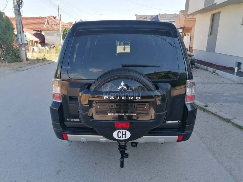 Mitsubishi Pajero 3.2did  4x4 STYLE CH