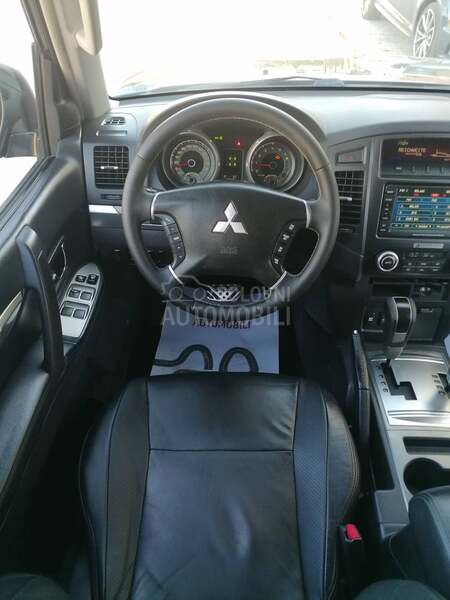 Mitsubishi Pajero 3.2did  4x4 STYLE CH