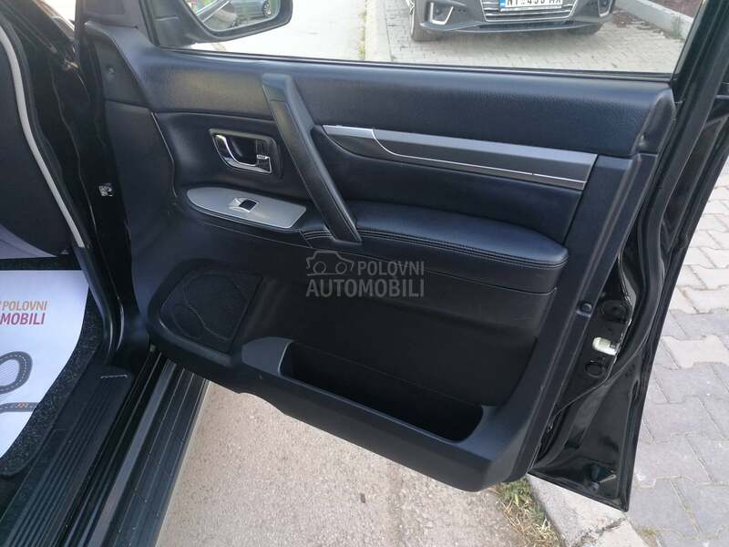 Mitsubishi Pajero 3.2did  4x4 STYLE CH