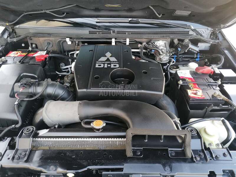 Mitsubishi Pajero 3.2did  4x4 STYLE CH