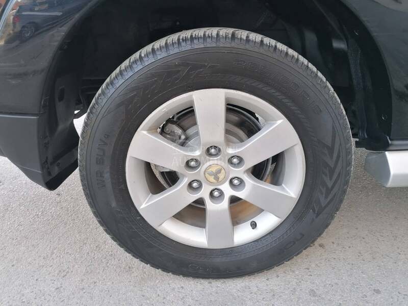 Mitsubishi Pajero 3.2did  4x4 STYLE CH