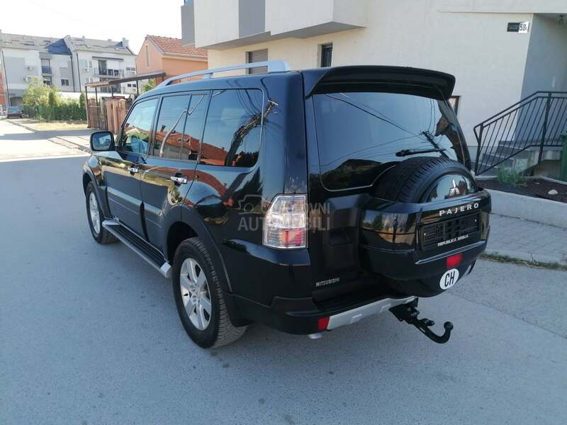Mitsubishi Pajero 3.2did  4x4 STYLE CH