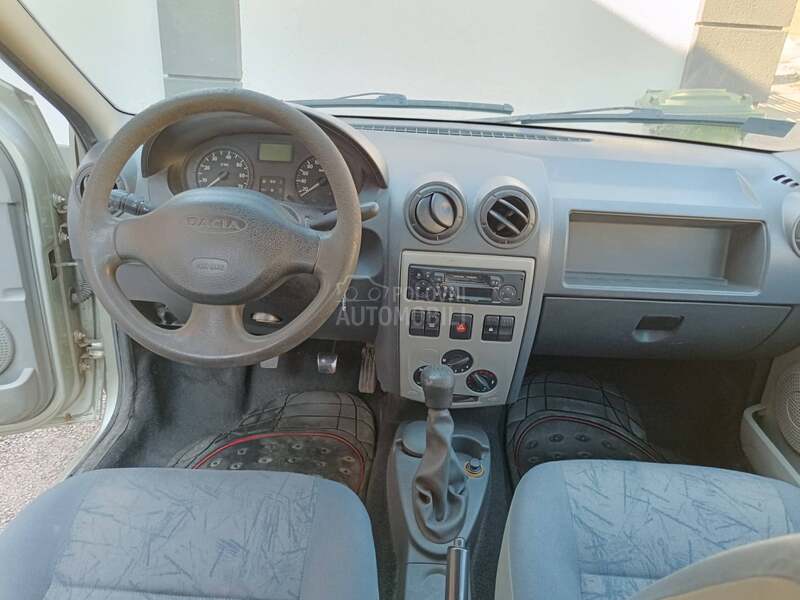Dacia Logan 