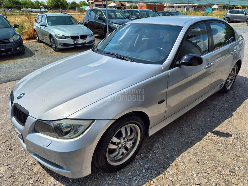 BMW 318 D/