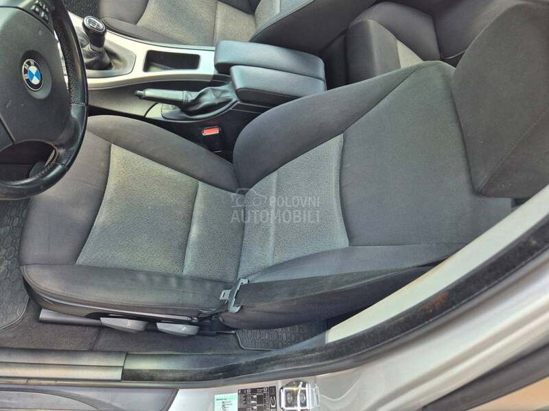 BMW 318 D/