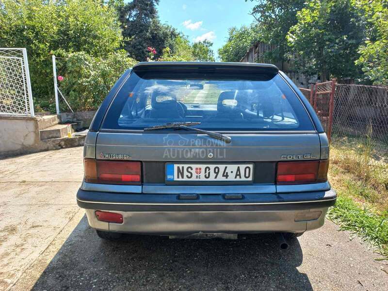Mitsubishi Colt 