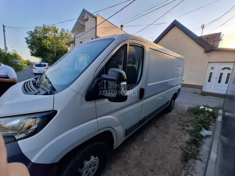 Peugeot Boxer 