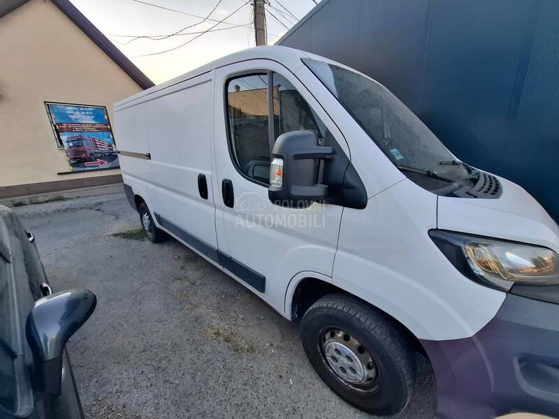 Peugeot Boxer 