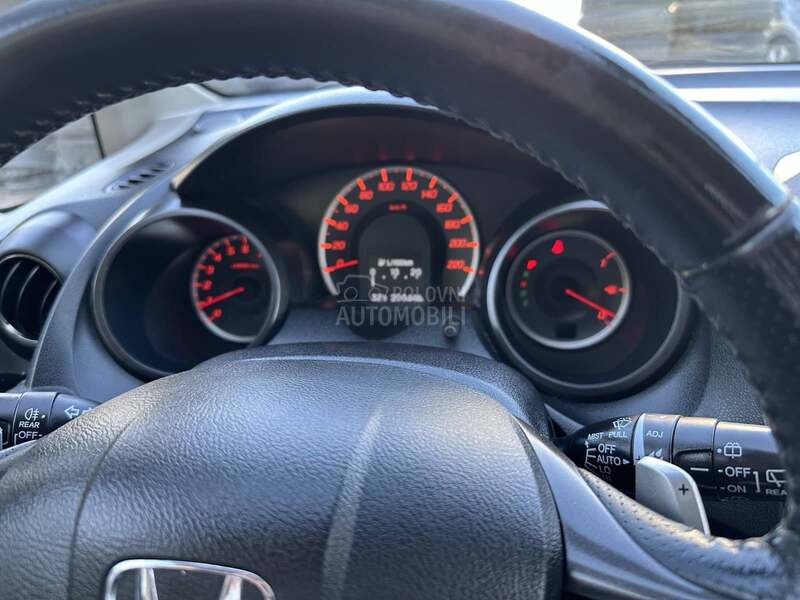 Honda Jazz 1.4i CVT Executive