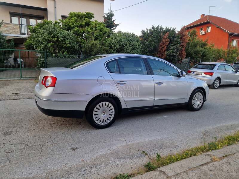 Volkswagen Passat B6 1.9 TDI IZUZEETAN
