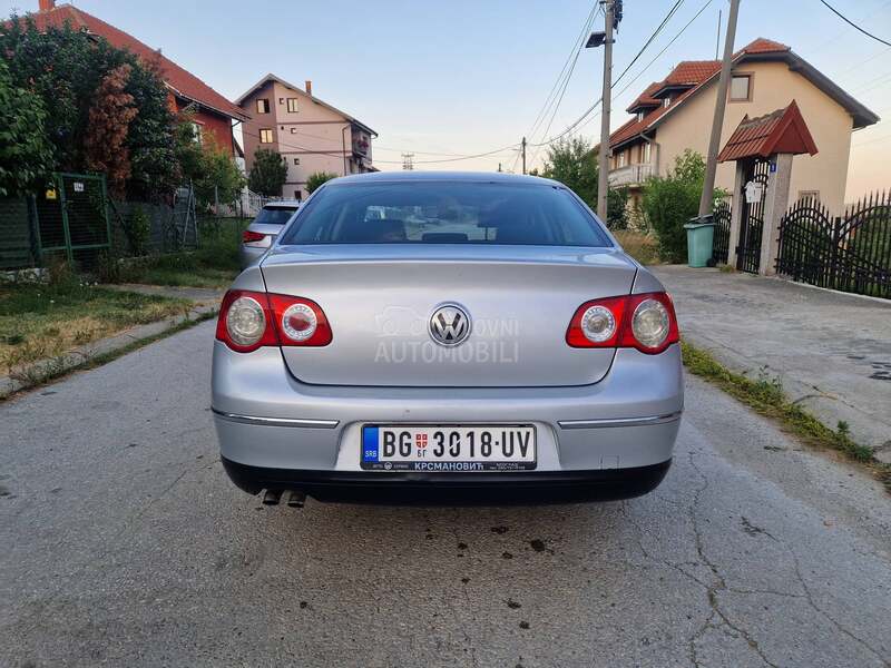 Volkswagen Passat B6 1.9 TDI IZUZEETAN