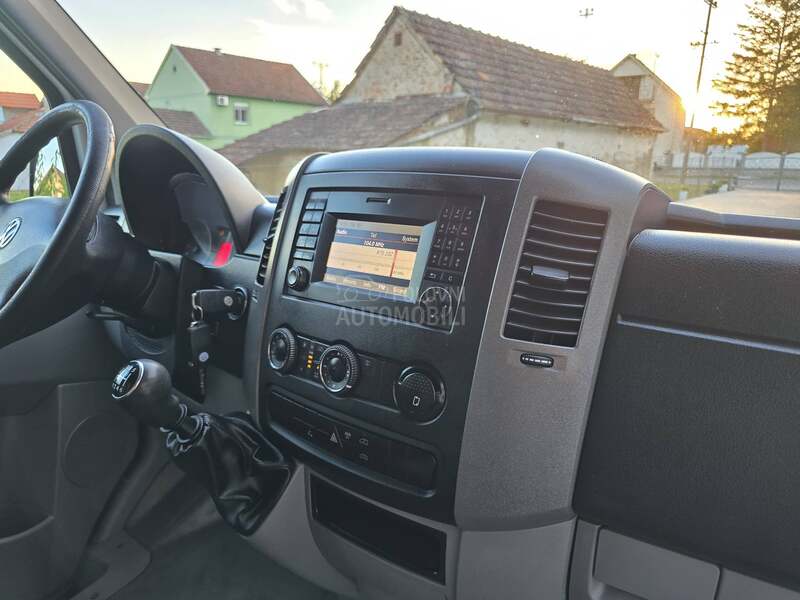 Volkswagen Crafter 2.0TDI//F ULL//