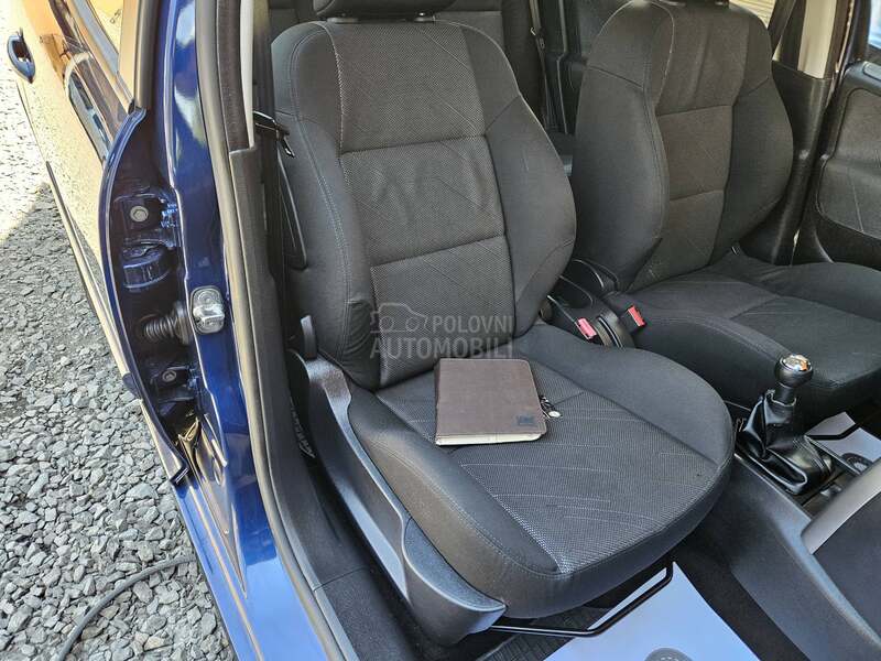 Peugeot 207 101.ooo 1.4 8v
