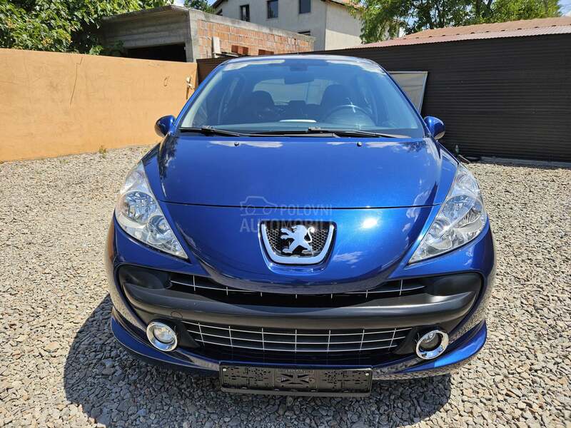 Peugeot 207 101.ooo 1.4 8v