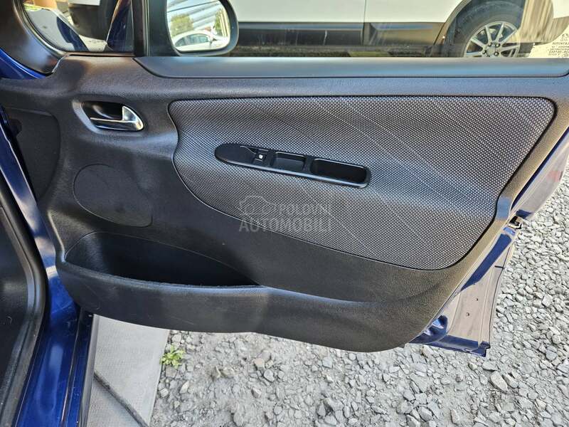 Peugeot 207 101.ooo 1.4 8v