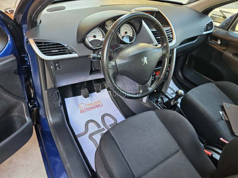 Peugeot 207 101.ooo 1.4 8v