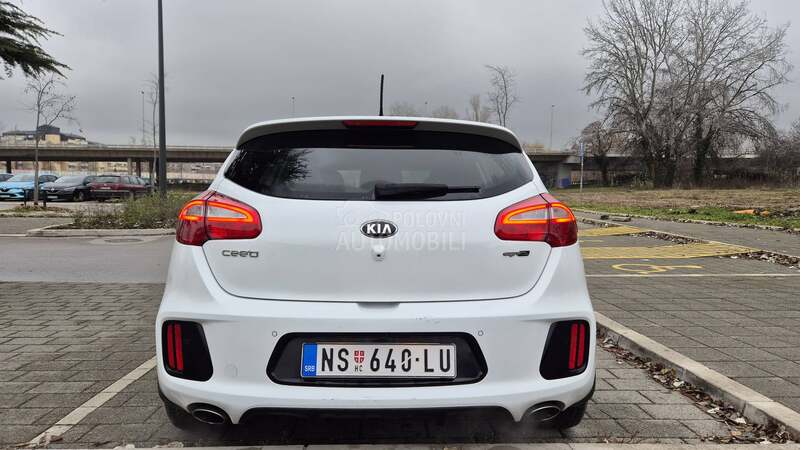 Kia cee`d GT line