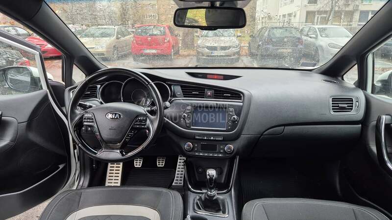 Kia cee`d GT line