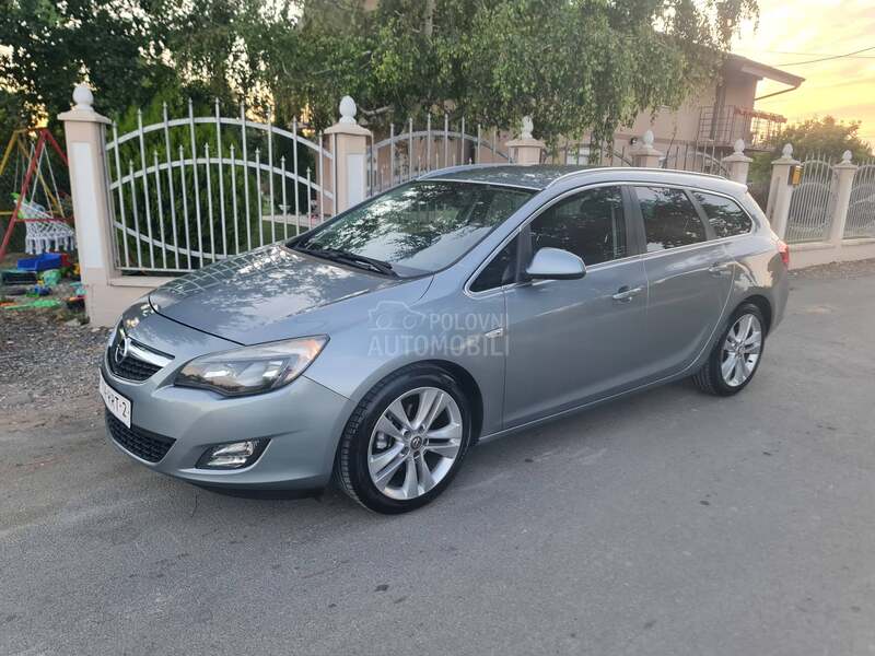 Opel Astra J 1.7CDTI