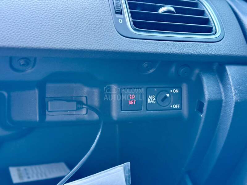 Volkswagen Polo 1.6TDI Highline/NAV