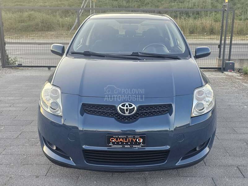 Toyota Auris 1.4 d4 ATM