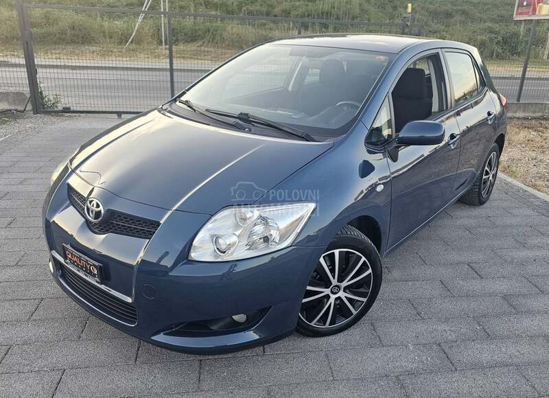 Toyota Auris 1.4 d4 ATM