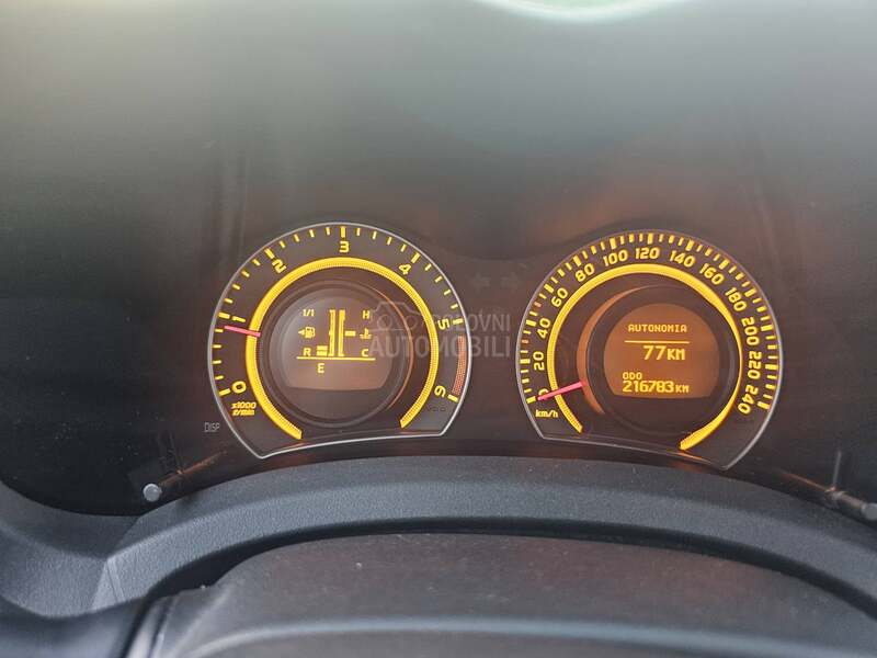 Toyota Auris 1.4 d4 ATM