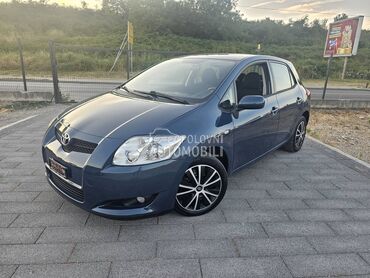 Toyota Auris 1.4 d4 ATM