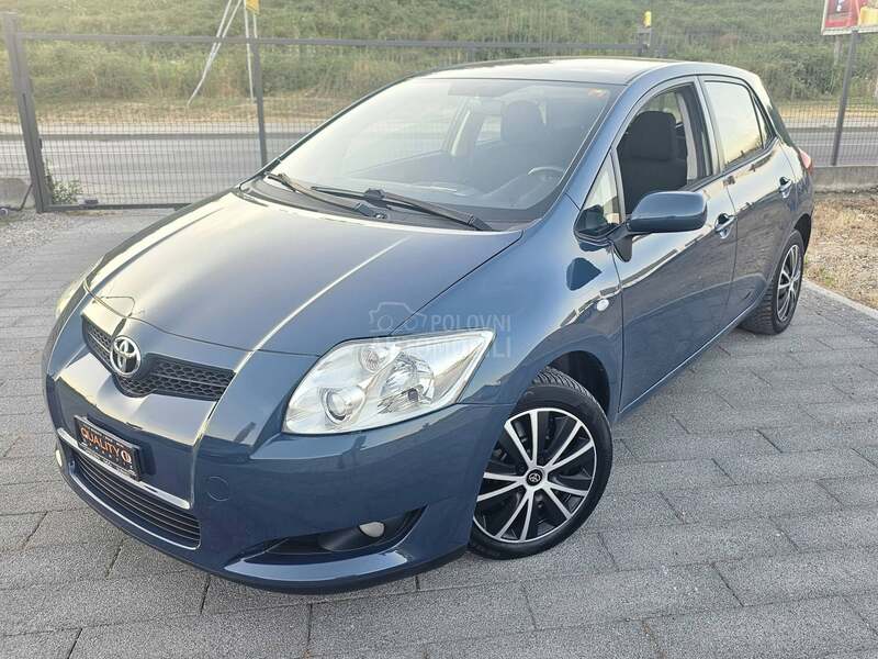 Toyota Auris 1.4 d4 ATM