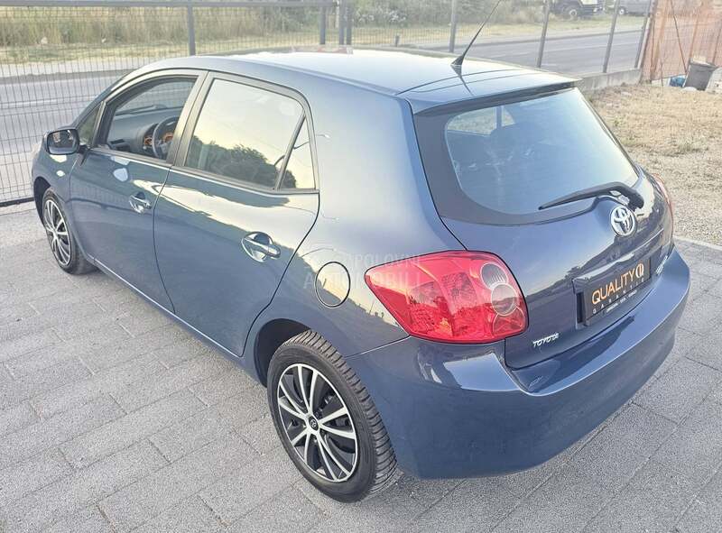Toyota Auris 1.4 d4 ATM
